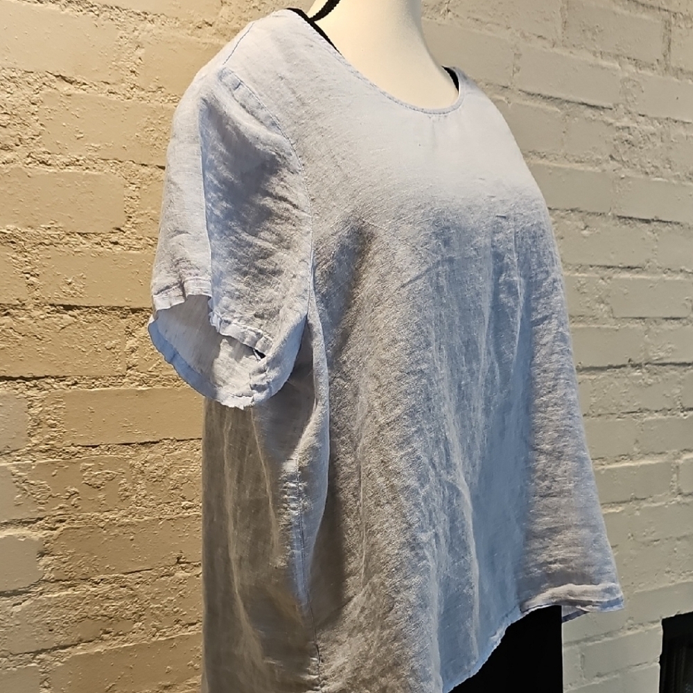 Tahari Blue Boxy Short Sleeve Linen T-Shirt
